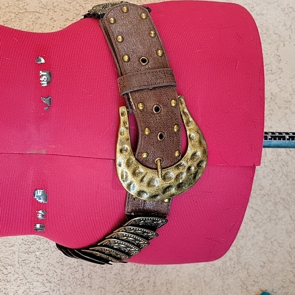 Mystery Accessories - Vintage Retro Strtchy Statement Belt  38" stretches to 48"